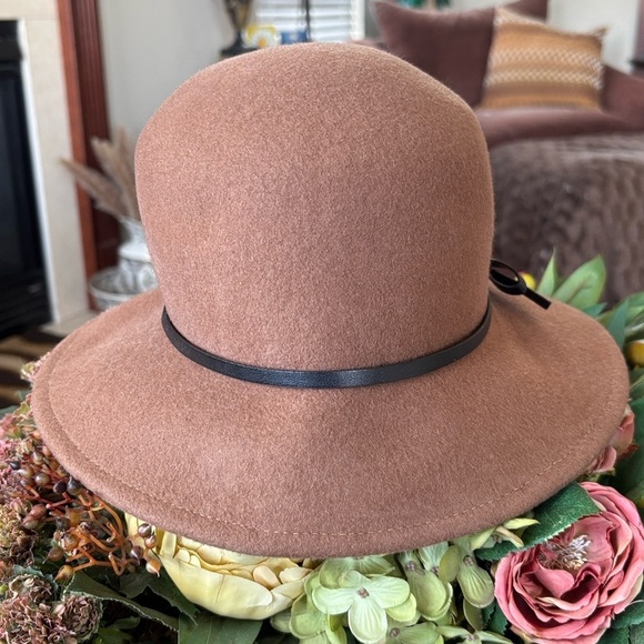 100% Wool Felt Brown Trench Hat w/ Banded Black Bow Accent main image 9